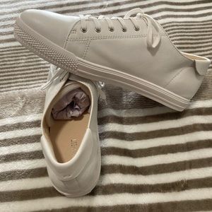 Nine West White Casual Sneaker